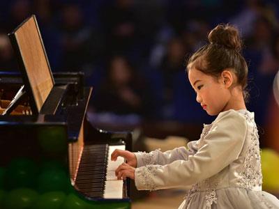 新余钢琴家教价格多少钱一小时？收费标准？